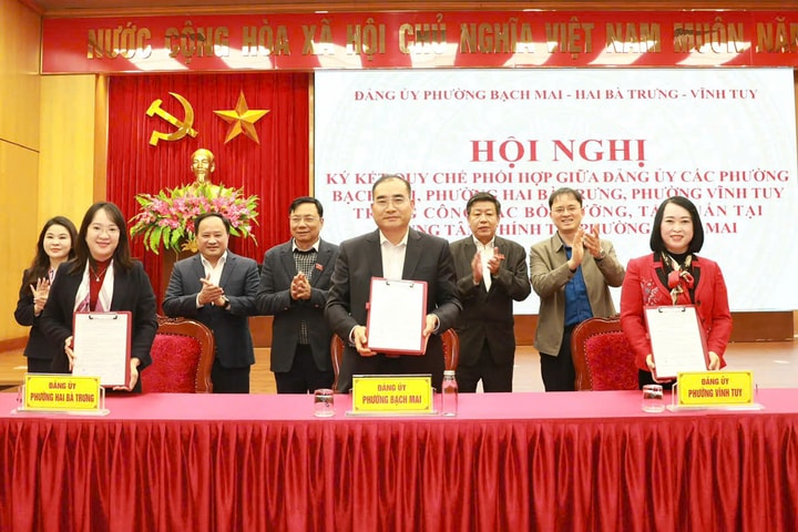 Các phường Bạch Mai, Hai Bà Trưng, Vĩnh Tuy phối hợp bồi dưỡng chính trị cho cán bộ, đảng viên
