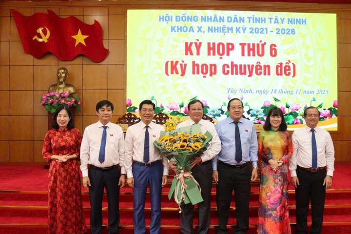 Ông Lê Văn Hẳn được bầu làm Chủ tịch UBND tỉnh Tây Ninh