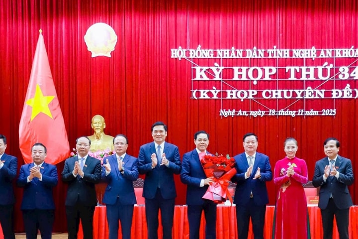 Đồng chí Võ Trọng Hải giữ chức Chủ tịch UBND tỉnh Nghệ An