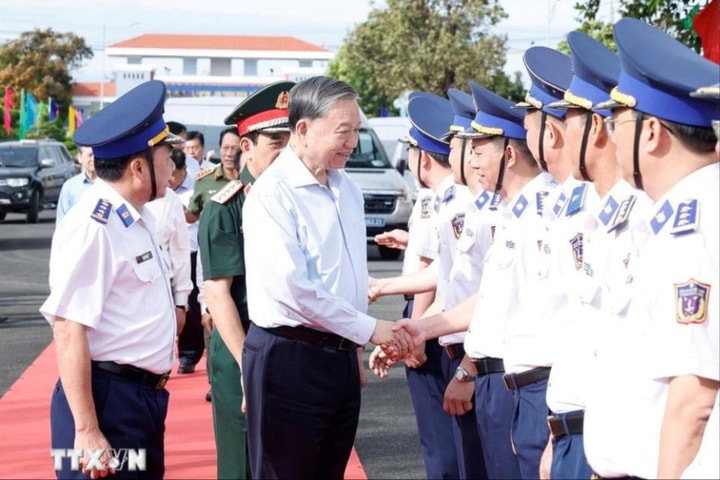 Tổng Bí thư Tô Lâm: Tập trung xây dựng Cảnh sát biển Việt Nam theo hướng “Tinh, gọn, mạnh” tiến thẳng lên hiện đại