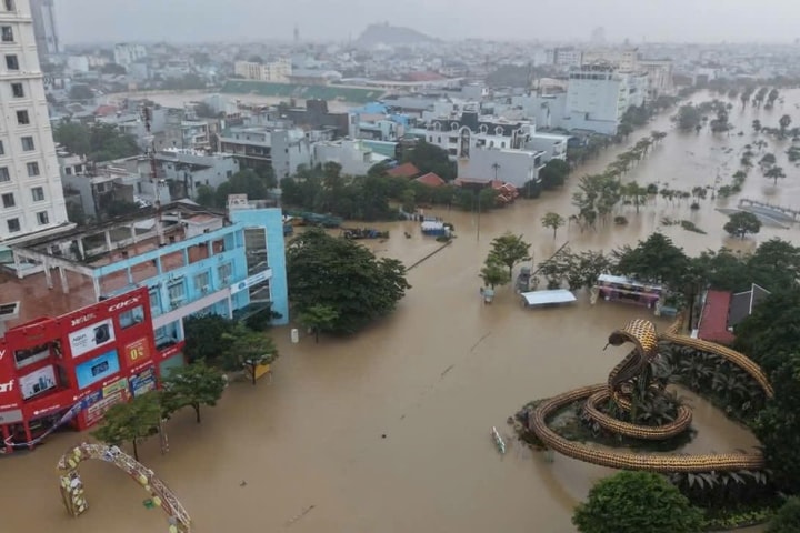 Đắk Lắk Lũ trên sông Ba đang xuống, vùng hạ du thiệt hại nặng nề