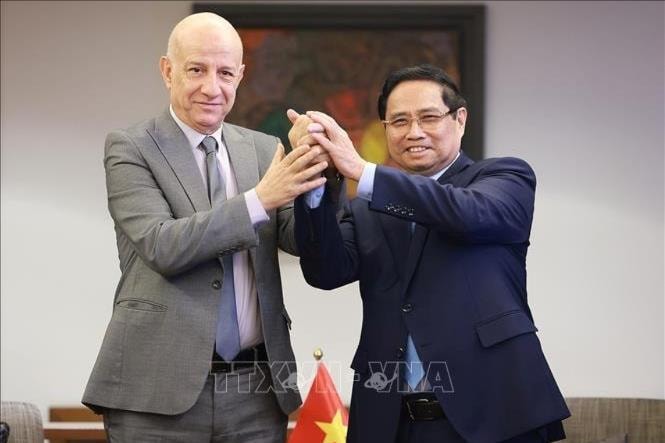 Thủ tướng Phạm Minh Chính làm việc với các Bộ, Tập đoàn của Algeria để cụ thể hoá quan hệ Đối tác Chiến lược