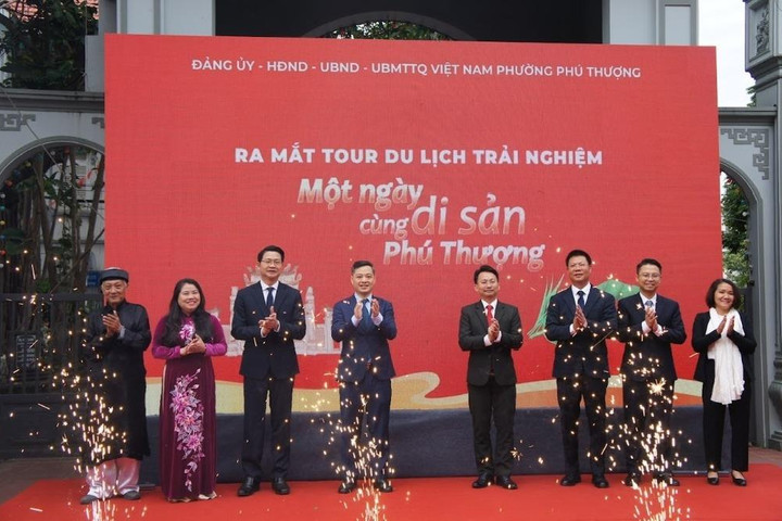 Ra mắt tour du lịch trải nghiệm “Một ngày cùng di sản Phú Thượng”