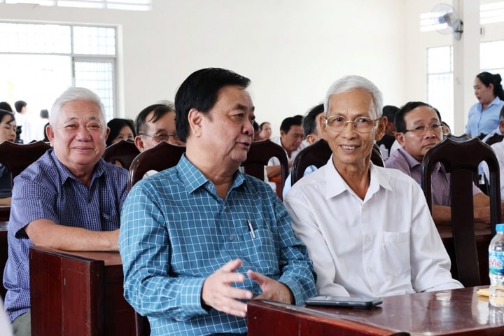 Phó Chủ tịch Quốc hội dự Ngày hội Đại đoàn kết tại vùng trồng sầu riêng nổi tiếng Đồng Tháp