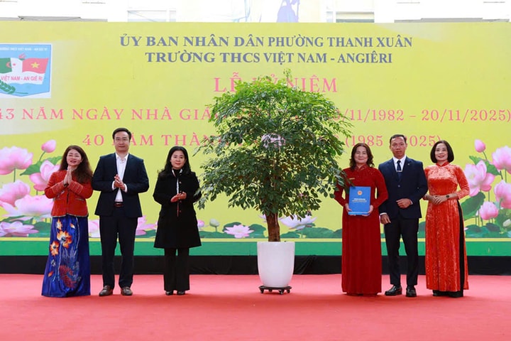 Trường Trung học cơ sở Việt Nam - Angiêri: Tự hào 40 năm xây dựng và trưởng thành