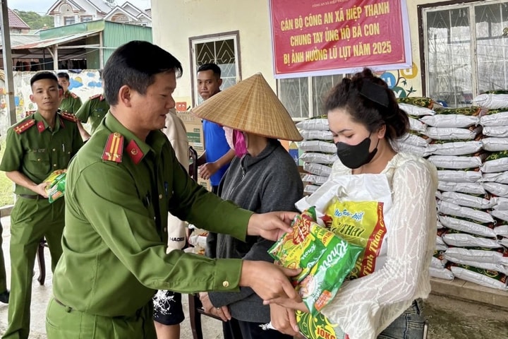 Tuổi trẻ Lâm Đồng chung tay hỗ trợ người dân vùng lũ