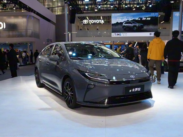 Toyota Corolla 2026 ra mắt diện mạo mới: Sắc sảo và hiện đại hơn