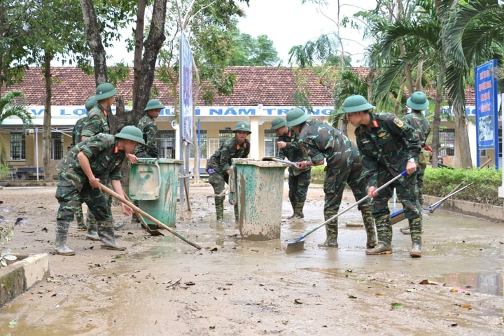 ADB hỗ trợ 2 triệu USD để Việt Nam ứng phó lũ lụt
