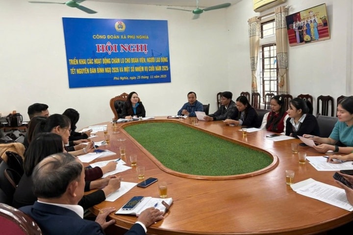 Công đoàn Xã Phú Nghĩa triển khai hoạt động chăm lo Tết Nguyên đán Bính Ngọ 2026