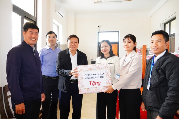 Quảng Trị Không để thủ tục hành chính gián đoạn ảnh hưởng đến người dân