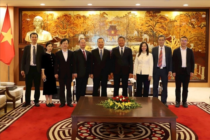 Thắt chặt quan hệ hữu nghị, hợp tác Hà Nội và Quảng Châu (Trung Quốc)