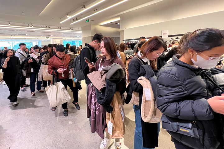 Black Friday: “Bão” sale vẫn không hút khách