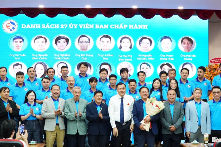 Ông Mai Bá Hùng tái đắc cử Chủ tịch Liên đoàn bóng bàn TP Hồ Chí Minh nhiệm kỳ 2025-2030