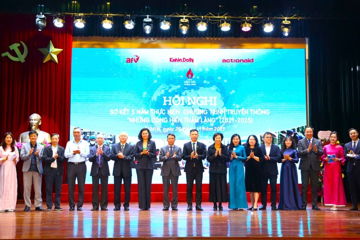 Trao giải Cuộc thi viết "Những cống hiến thầm lặng" năm 2025