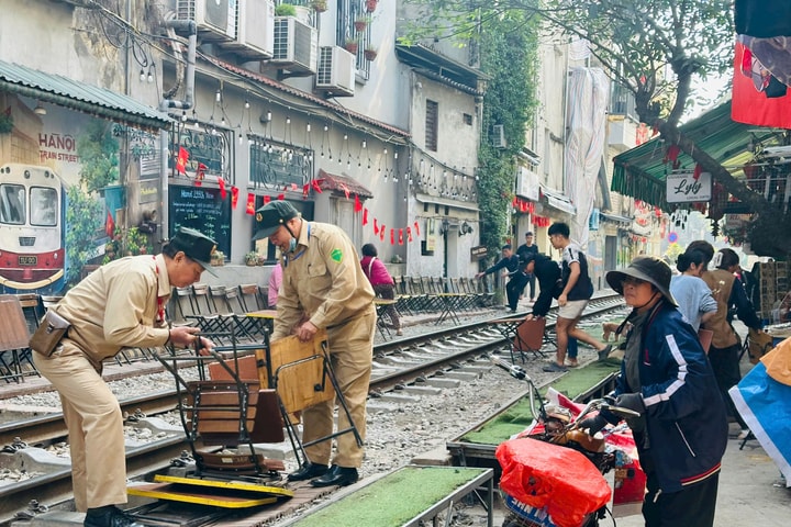 Phường Văn Miếu - Quốc Tử Giám tăng cường quản lý "cafe đường tàu"