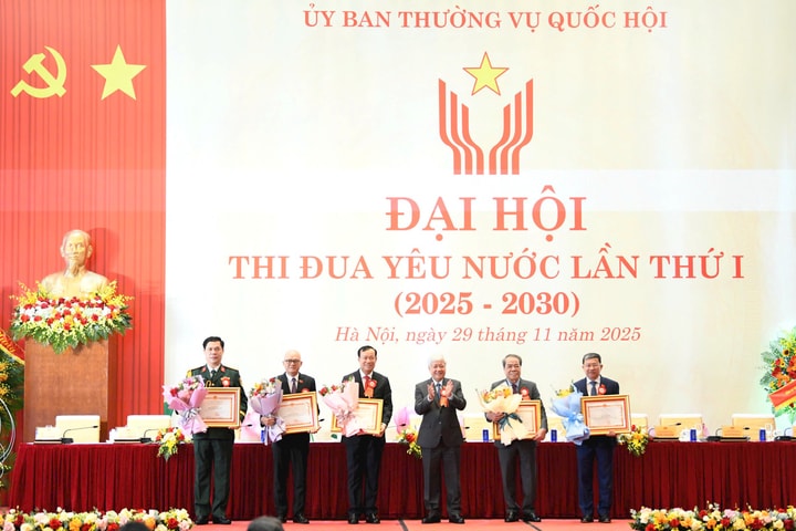 Chủ tịch Quốc hội Trần Thanh Mẫn: Công tác thi đua khen thưởng góp phần thực hiện thắng lợi các mục tiêu của Đảng, Nhà nước