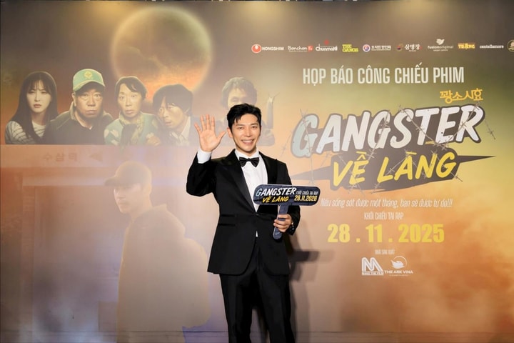 “Hậu duệ mặt trời” Ji Seung-hyun tái ngộ khán giả Việt với “Gangster về làng”