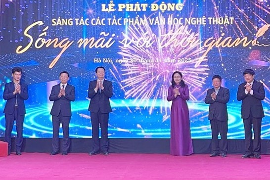 Cục Nghệ thuật biểu diễn Phát động sáng tác tác phẩm văn học nghệ thuật “Sống mãi với thời gian”