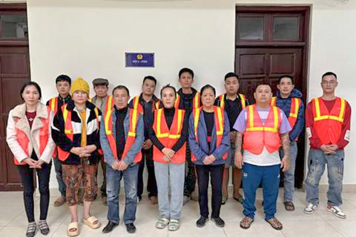 Đột kích ổ nhóm "sát phạt" bằng hình thức xóc đĩa trên sông Đuống, sông Hồng