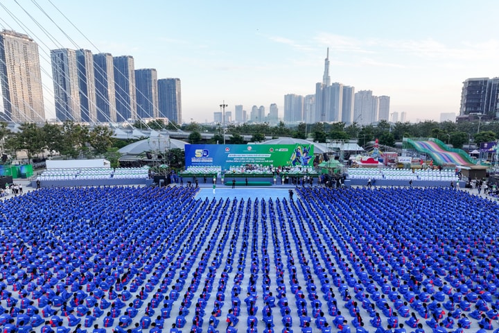 60.000 học sinh lập kỷ lục kép với màn đồng diễn võ nhạc Vovinam