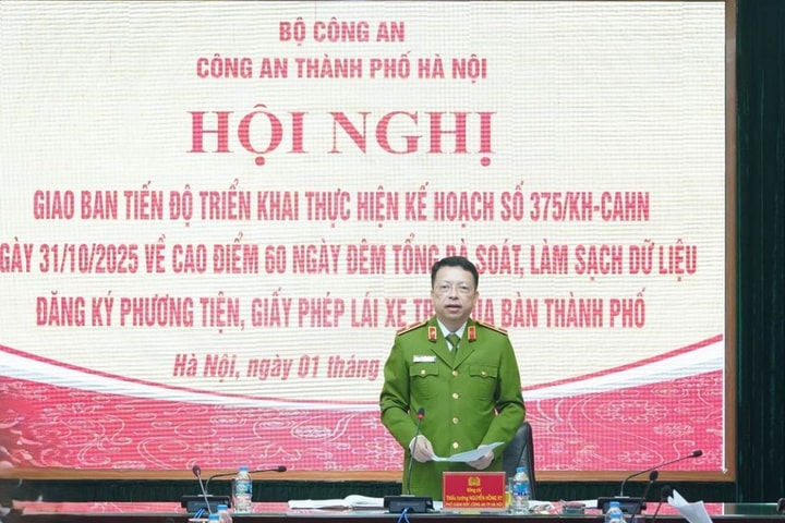 Đẩy mạnh cao điểm 60 ngày đêm làm sạch dữ liệu phương tiện và giấy phép lái xe
