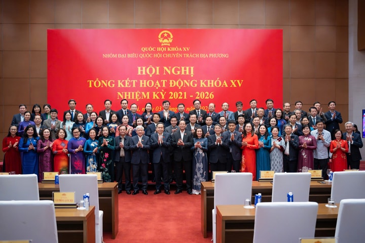 Chủ tịch Quốc hội Trần Thanh Mẫn dự hội nghị tổng kết Nhóm đại biểu Quốc hội chuyên trách địa phương