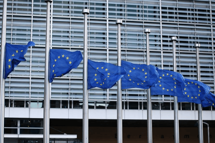 EC đề xuất hai phương án giải quyết nhu cầu tài chính của Ukraine