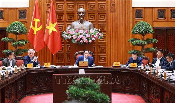 Thủ tướng: Thí điểm xây dựng khu thương mại tự do, Trung tâm năng lượng Dung Quất