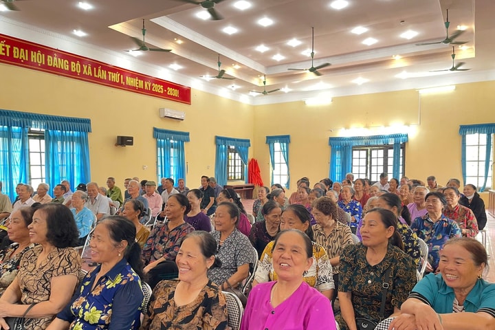 Lan tỏa mô hình chăm sóc, nâng cao sức khỏe người cao tuổi từ cơ sở