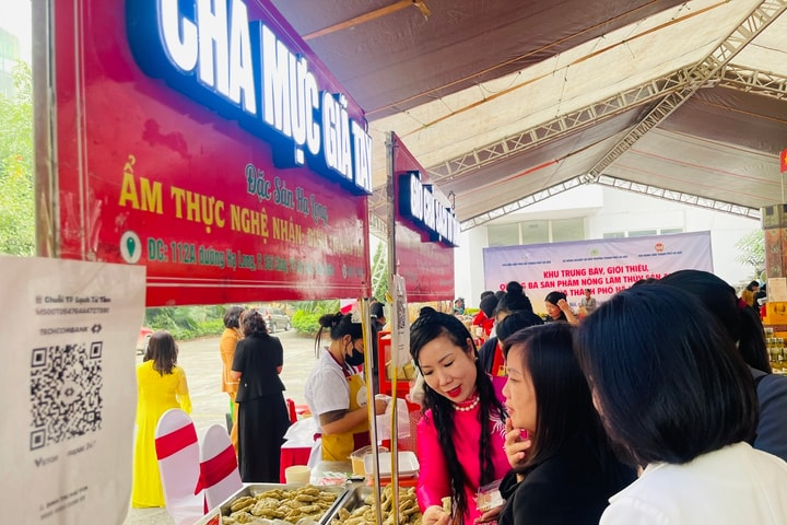 Nâng cao quyền năng của phụ nữ trong giảm nghèo Bài 2: Tạo điểm tựa vững chắc cho phụ nữ phát triển kinh tế tập thể