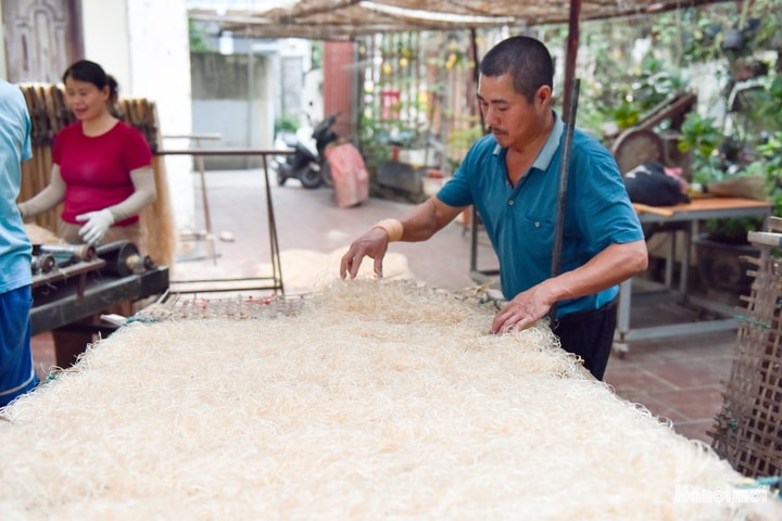 Nâng niu nghề miến Cự Đà