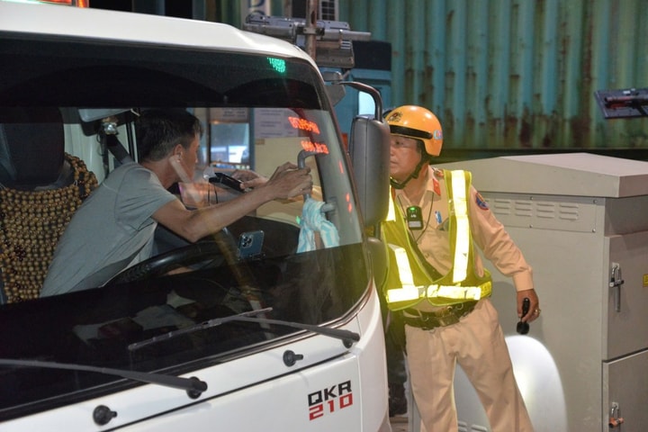 CSGT toàn quốc xử lý hơn 126.000 trường hợp vi phạm nồng độ cồn