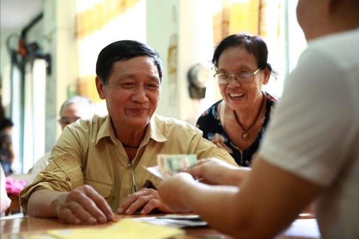 Kéo dài thời gian giải quyết chính sách, chế độ cho người làm việc ngoài biên chế tại các Hội đến 31-12-2025