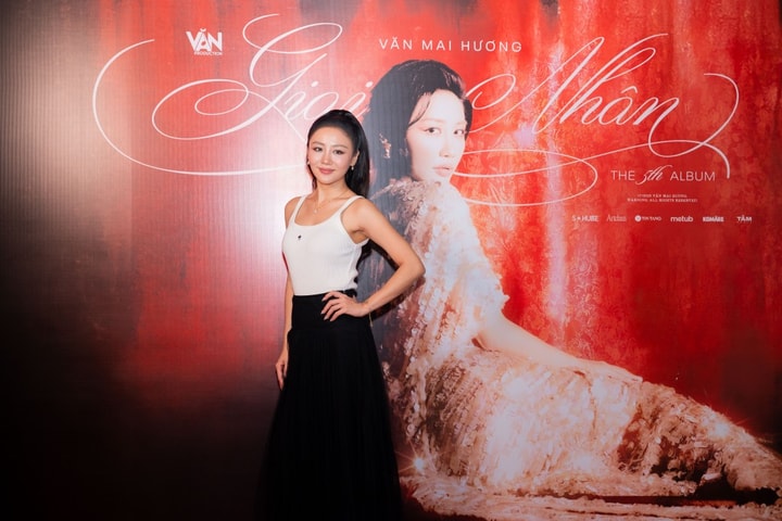 Album "Giai nhân"- cuốn tự truyện âm thanh đặc sắc của Văn Mai Hương