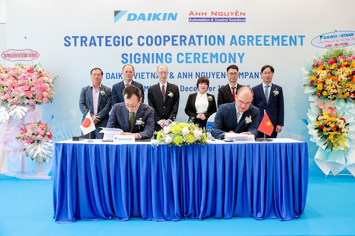 Daikin Vietnam hợp tác cùng Công ty Anh Nguyên: "Mảnh ghép" lý tưởng cho kỷ nguyên tòa nhà thông minh