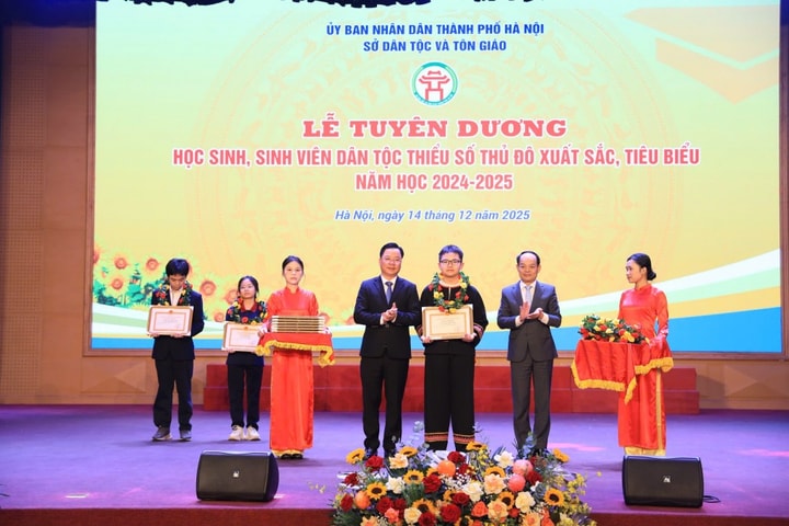 Hà Nội Tuyên dương 200 học sinh, sinh viên dân tộc thiểu số tiêu biểu