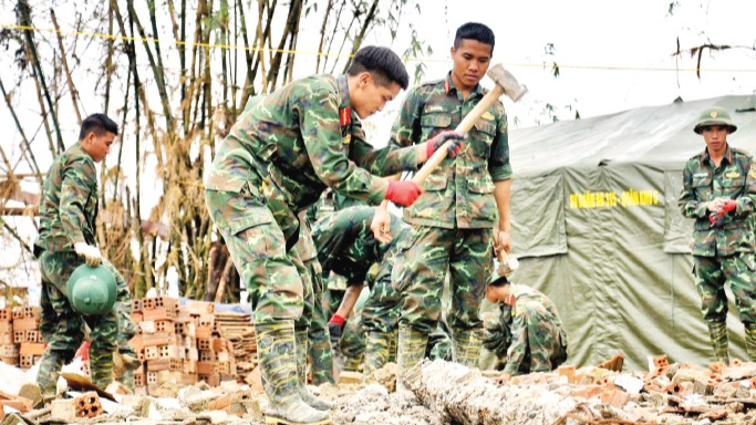 Không để xảy ra tình trạng cán bộ vô cảm với những khó khăn của Nhân dân