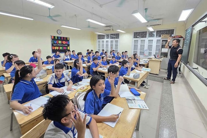 [Podcast] Hà Nội triển khai miễn, hỗ trợ học phí từ năm học 2025-2026 không cần viết đơn