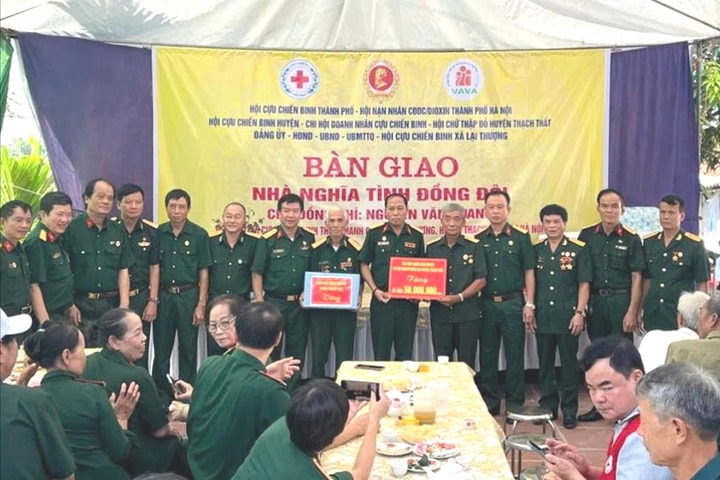 Xóa đói giảm nghèo, vun đắp nghĩa tình cộng đồng