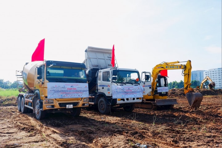 Thủ tướng Chính phủ chỉ đạo tổ chức Lễ khởi công, khánh thành, thông xe kỹ thuật các công trình, dự án chào mừng Đại hội XIV của Đảng