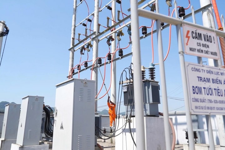 EVNHANOI khẳng định vai trò trong công tác cung ứng điện cho Thủ đô