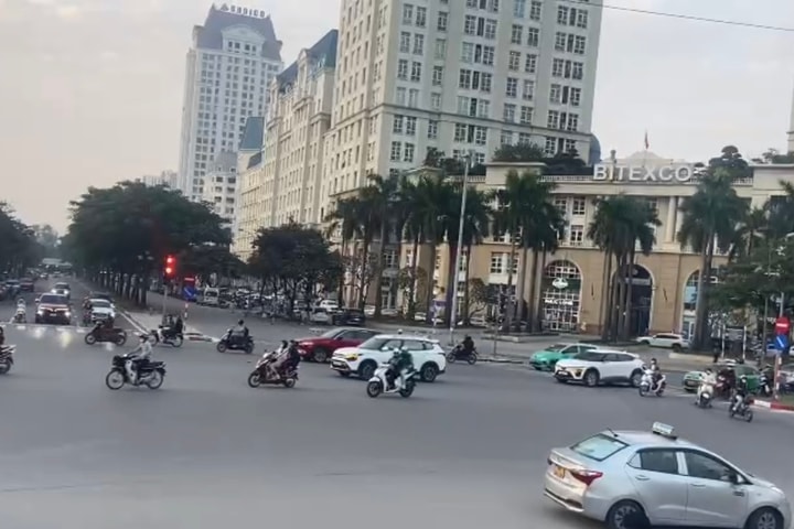 Hàng loạt nút giao, trục đường Thủ đô giảm ùn tắc sau khi cải tạo hạ tầng