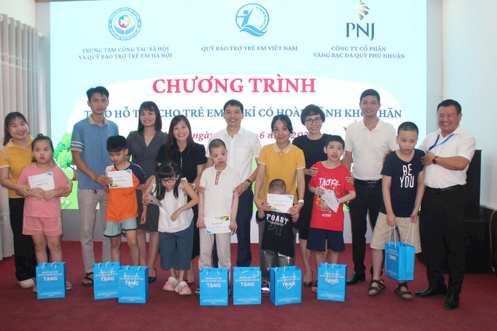 Hà Nội: "Cánh tay nối dài" hiệu quả trong sứ mệnh chăm sóc và bảo vệ trẻ em