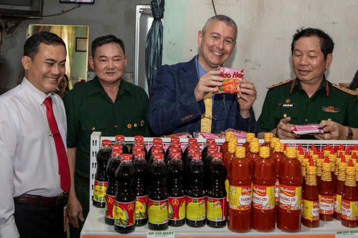 Ra mắt Quỹ Thiện nguyện Aquitara tại Bỉ: Thêm nguồn lực quốc tế góp phần xoa dịu nỗi đau da cam