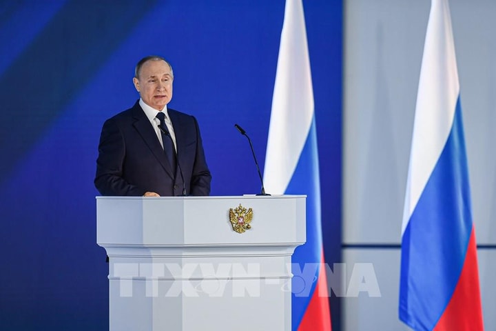 Tổng thống V. Putin: Kinh tế Nga tăng trưởng 1% trong năm 2025