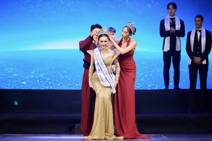 Mỹ Linh đăng quang Hoa hậu Miss & Mister Celebrity International 2025