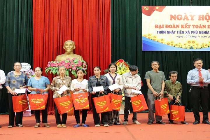 Mặt trận Phú Nghĩa khơi dậy sức dân trong xóa nghèo