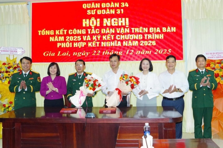 Sư đoàn 31 thắt chặt tình đoàn kết, quân với dân một ý chí