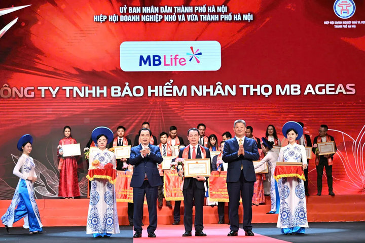 MB Life vinh dự nhận Bằng khen của UBND TP Hà Nội