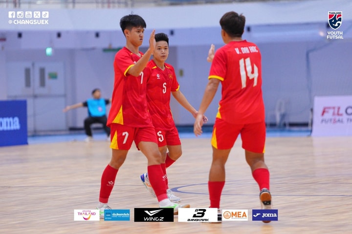 Hai đội tuyển futsal trẻ Việt Nam chính thức hết cơ hội vô địch giải AFF